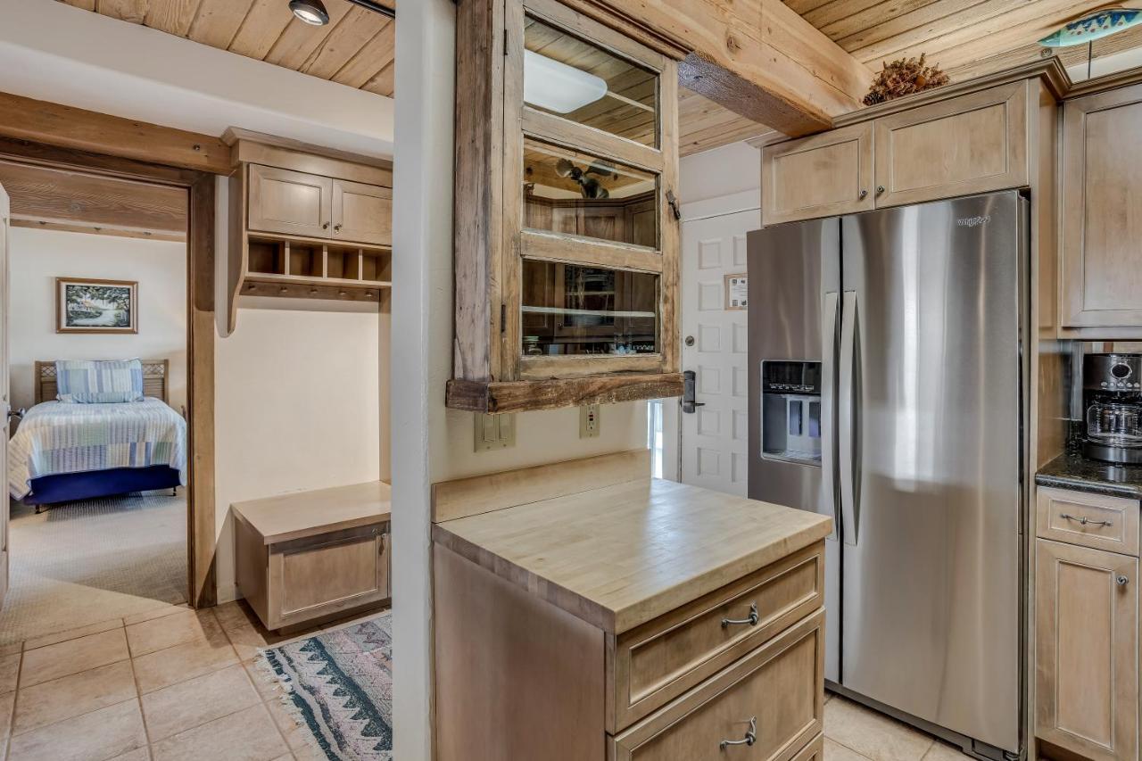 Interlude Condominiums 2-Bedroom Unit 209 Snowmass Village Exterior photo