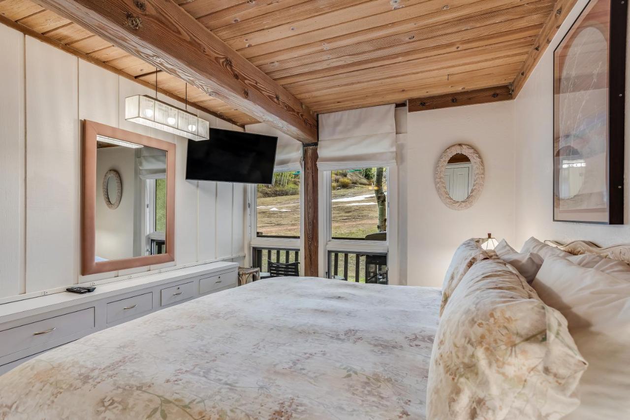 Interlude Condominiums 2-Bedroom Unit 209 Snowmass Village Exterior photo